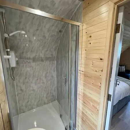 Plumgrove Pod Easkey Chalet Sligo