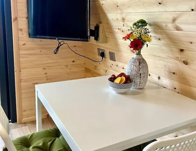 Chalet Plumgrove Pod Easkey