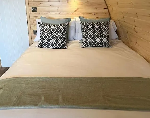 Plumgrove Pod Easkey Chalet